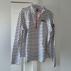 Brand new Women’s Vineyard Vines sweater